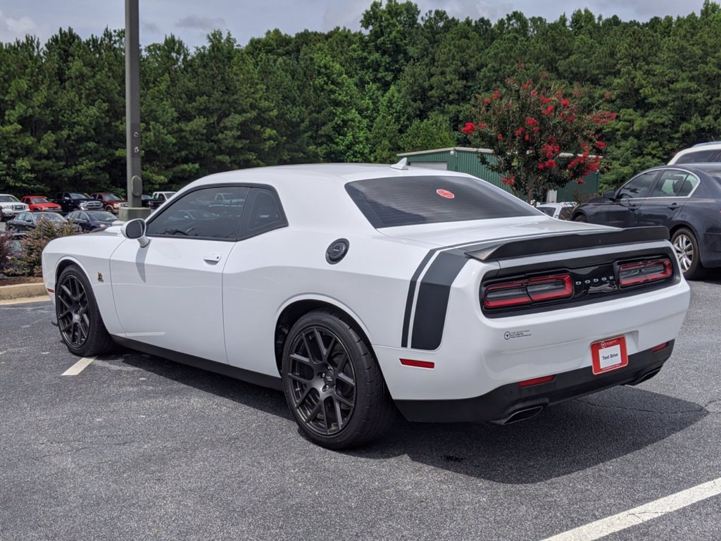 Pre-Owned 2018 Dodge Challenger R/T 392 RWD 2dr Car